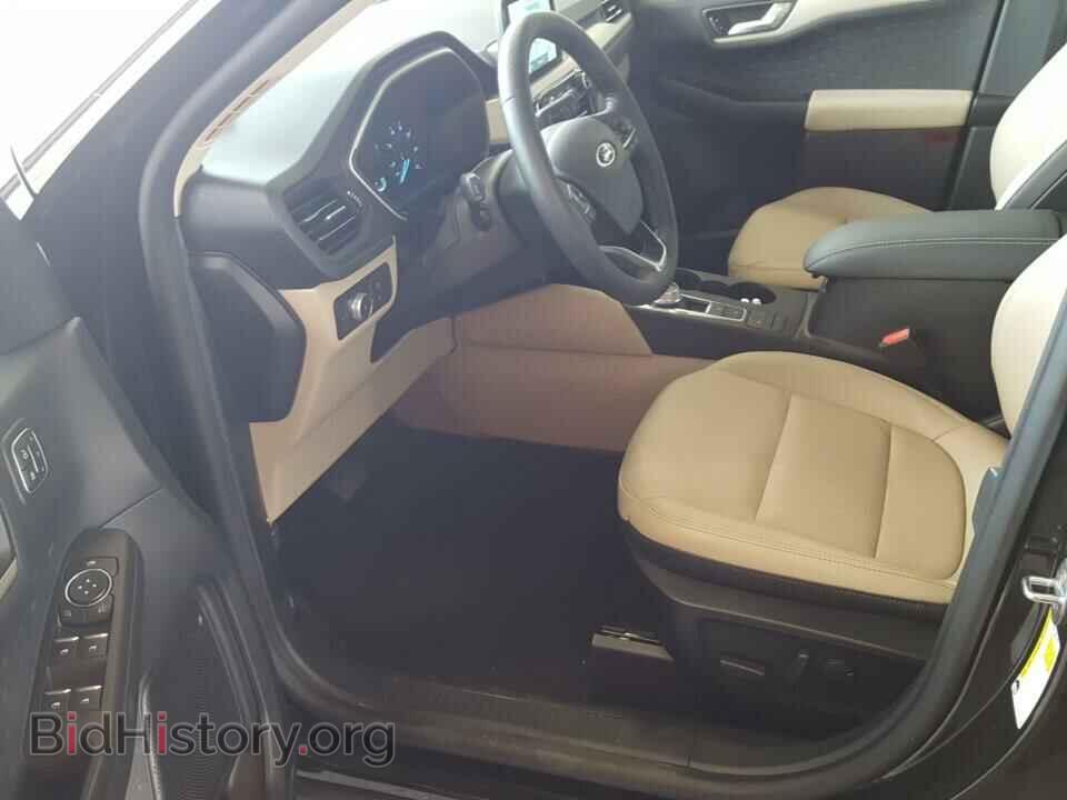 2020 Ford Escape - VIN: 1FMCU9H61LUA58724 - Photo 3