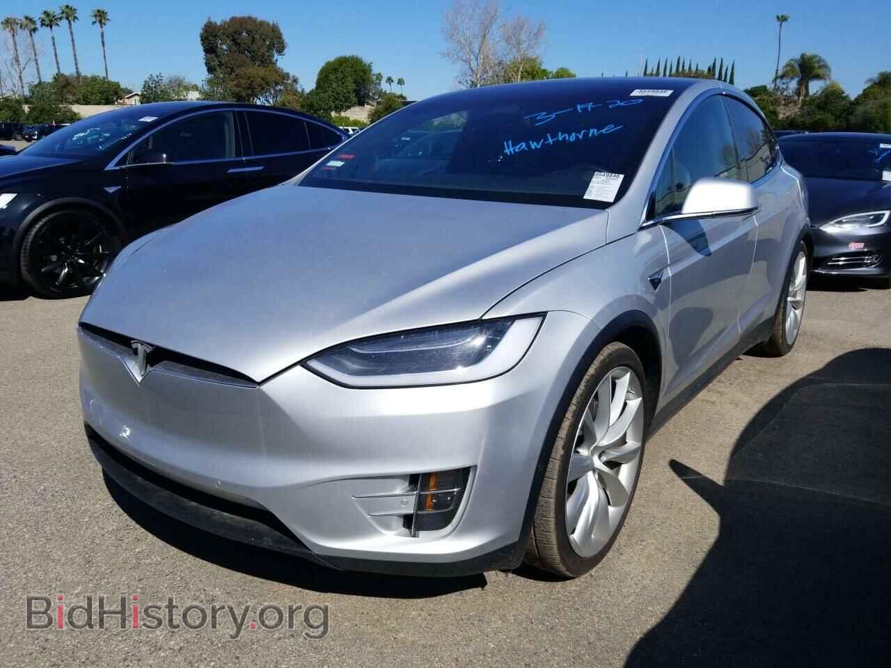 Photo 5YJXCBE26HF041421 - Tesla Model X 2017