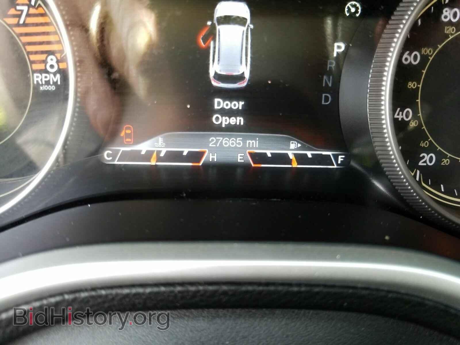 2017 Jeep Cherokee - VIN: 1C4PJMDSXHW637291 - Фото 5