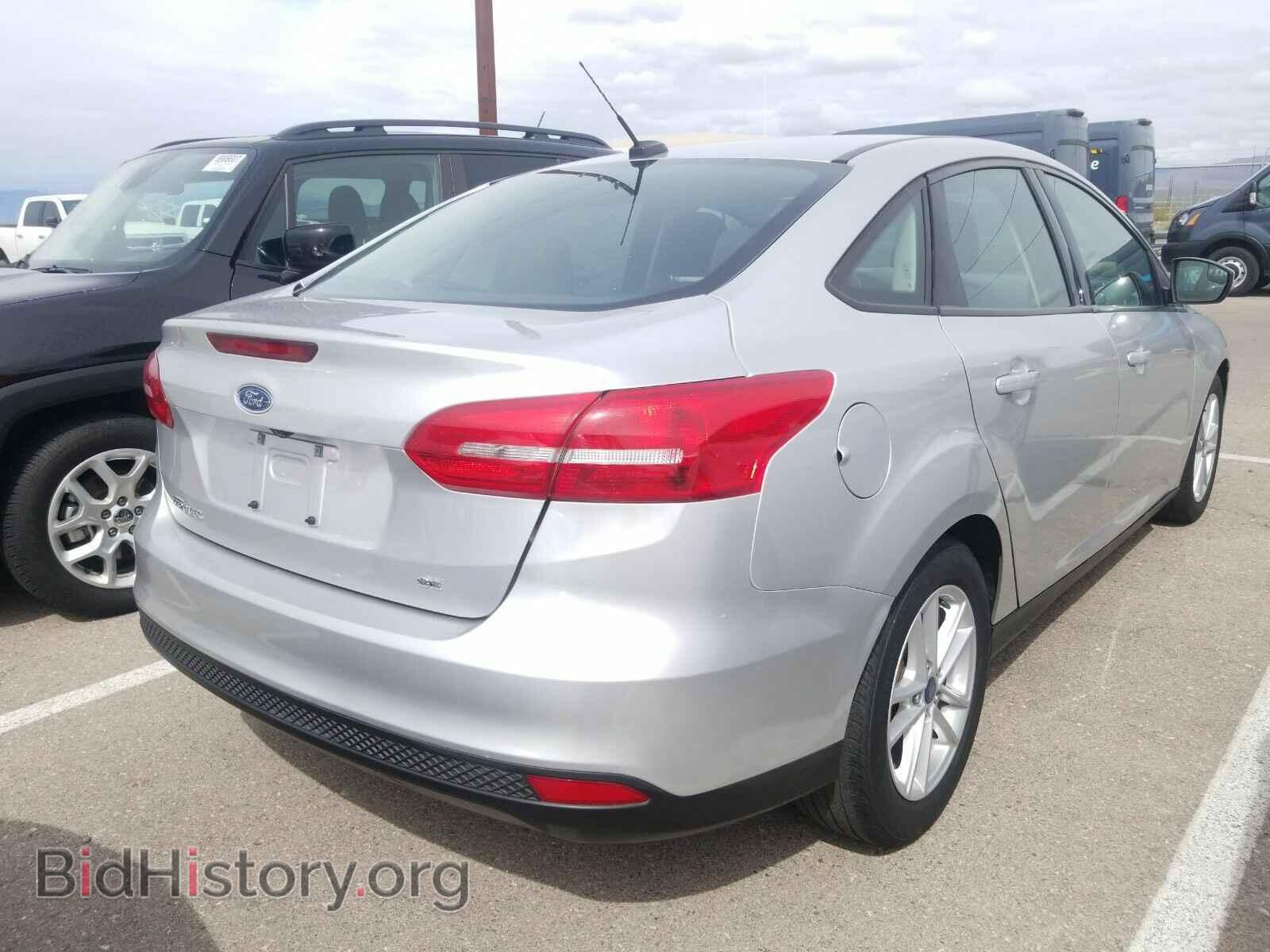 2016 Ford Focus - VIN: 1FADP3F23GL286481 - Фото 2