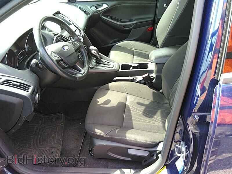 2017 Ford Focus - VIN: 1FADP3H22HL256080 - Фото 3