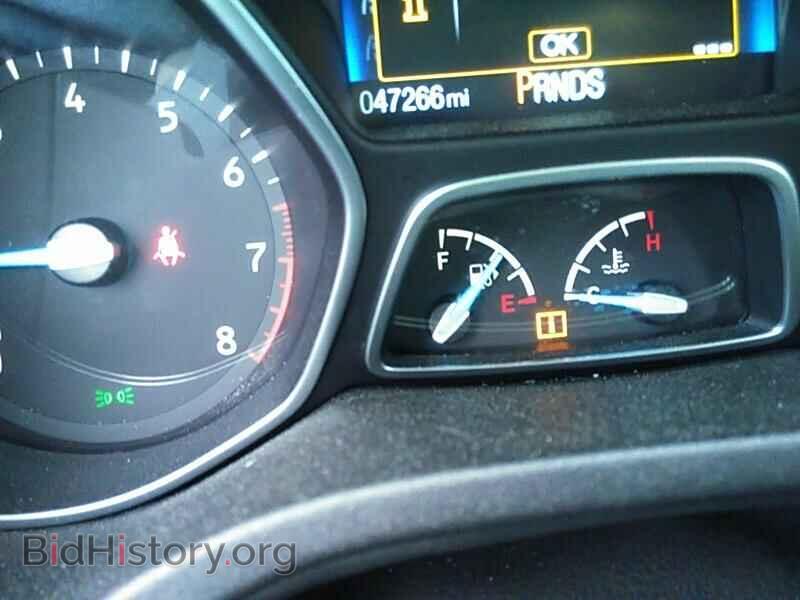 2016 Ford Focus - VIN: 1FADP3N21GL285833 - Photo 5