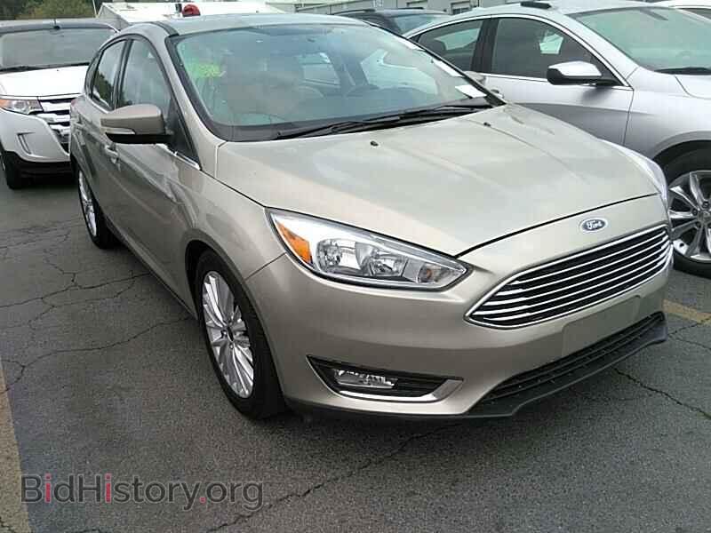 2016 Ford Focus - VIN: 1FADP3N21GL285833 - Photo 8