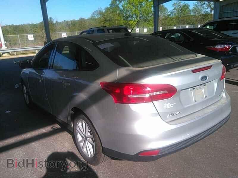 2017 Ford Focus - VIN: 1FADP3F2XHL345821 - Photo 9