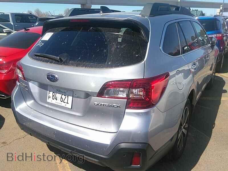 2019 Subaru Outback - VIN: 4S4BSANC0K3358031 - Фото 2