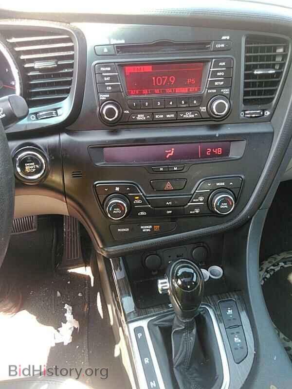 2011 Kia Optima - VIN: KNAGN4A73B5101314 - Фото 4
