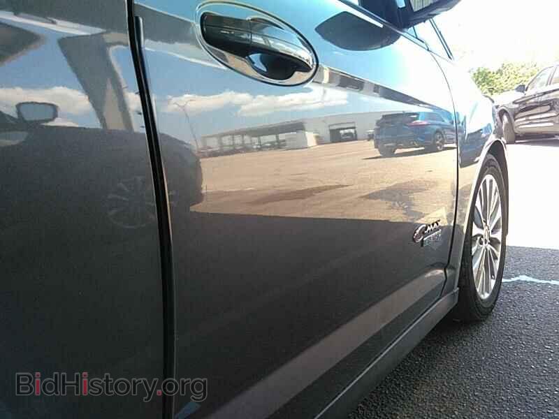 2017 Ford C-Max Energi - VIN: 1FADP5EU3HL100230 - Photo 9