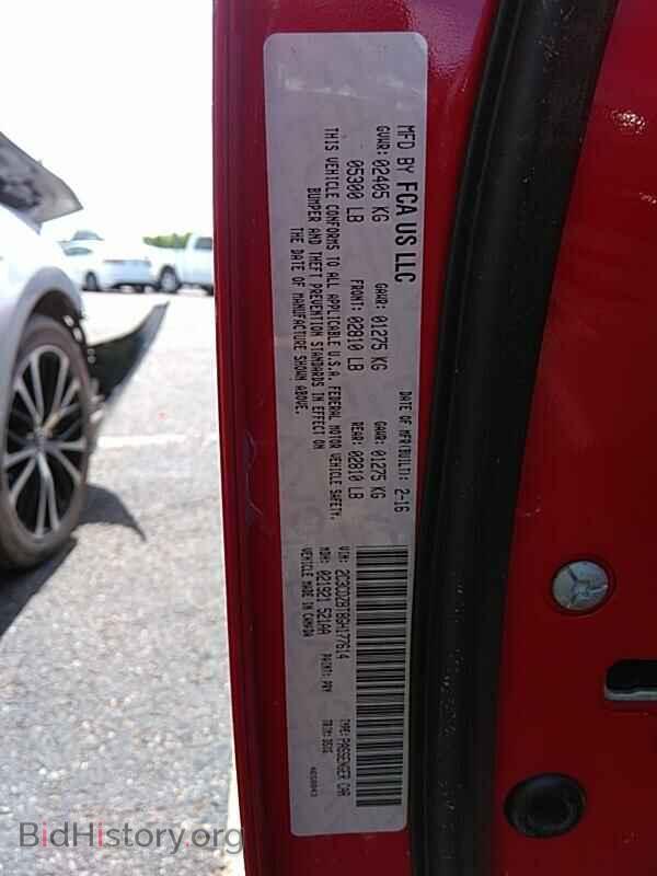 2016 Dodge Challenger - VIN: 2C3CDZBT8GH177614 - Photo 6