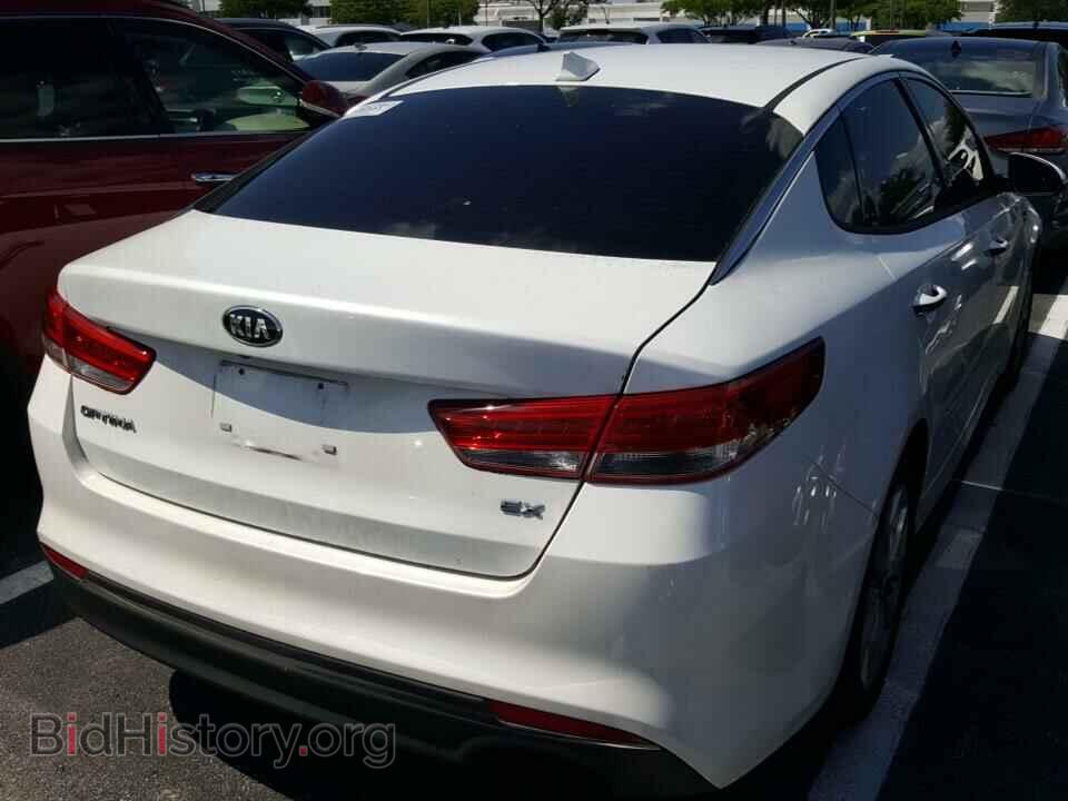 2017 Kia Optima - VIN: 5XXGU4L33HG143017 - Photo 2