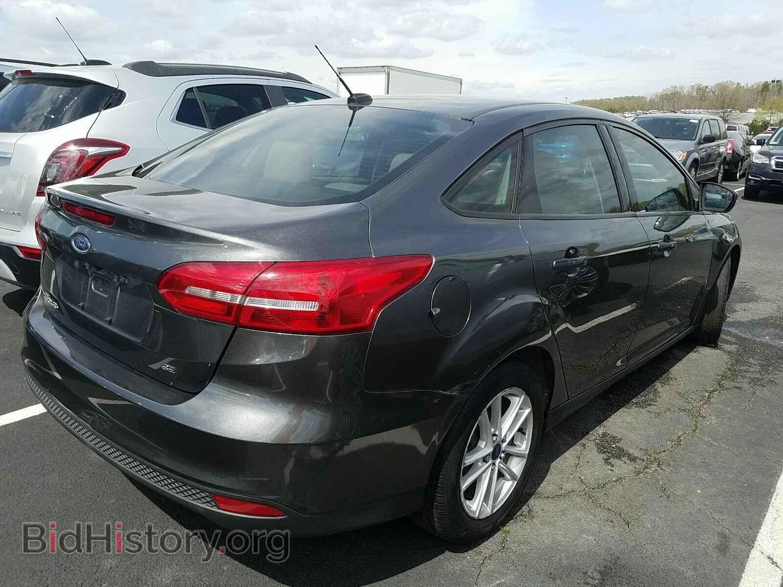 2015 Ford Focus - VIN: 1FADP3F27FL215721 - Photo 2