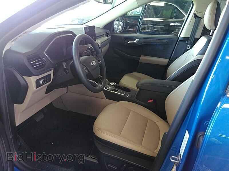 2020 Ford Escape - VIN: 1FMCU9J99LUA58653 - Photo 3