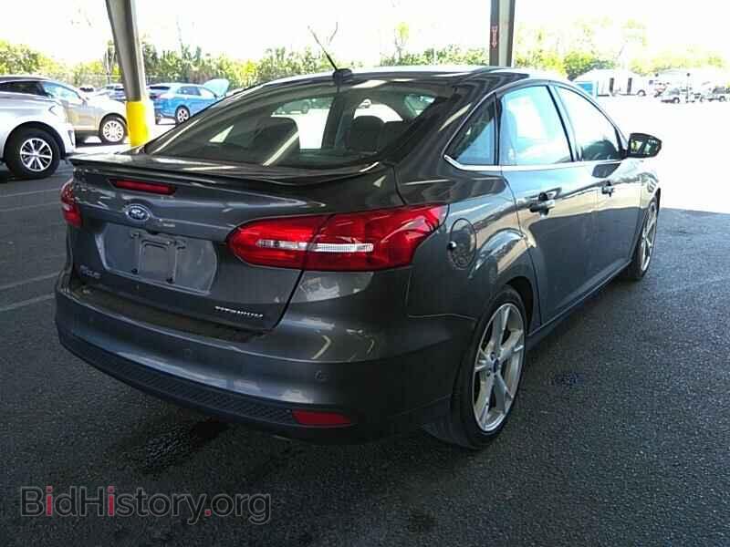 2016 Ford Focus - VIN: 1FADP3J26GL274333 - Фото 2