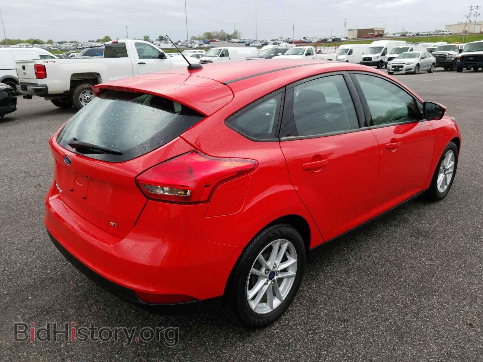 2017 Ford Focus - VIN: 1FADP3K2XHL283374 - Фото 2