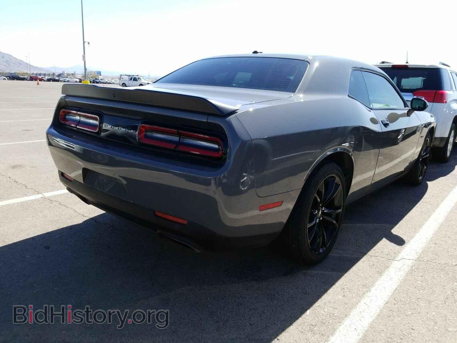 2018 Dodge Challenger - VIN: 2C3CDZBT8JH236524 - Фото 2