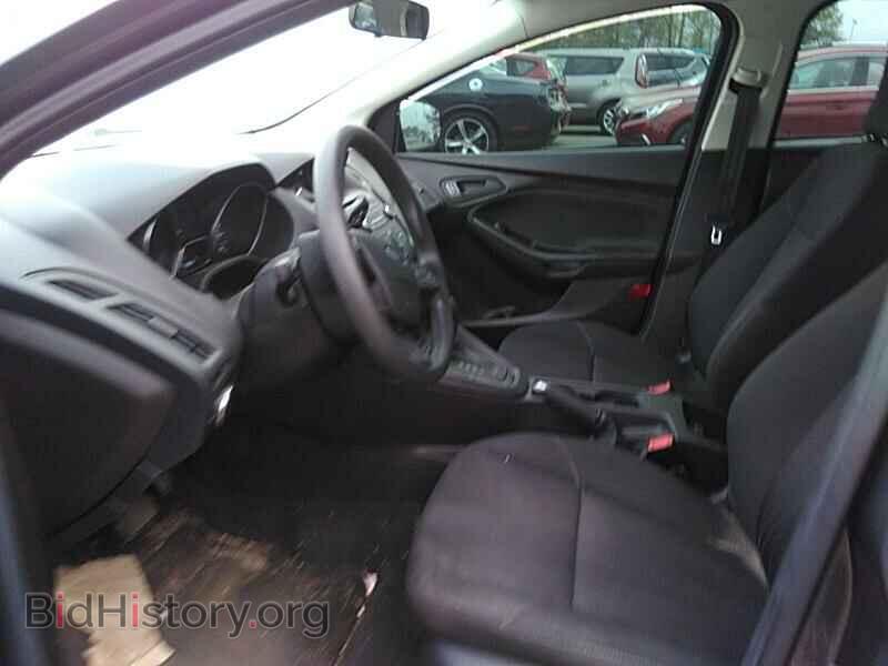 2016 Ford Focus - VIN: 1FADP3E29GL376414 - Фото 3
