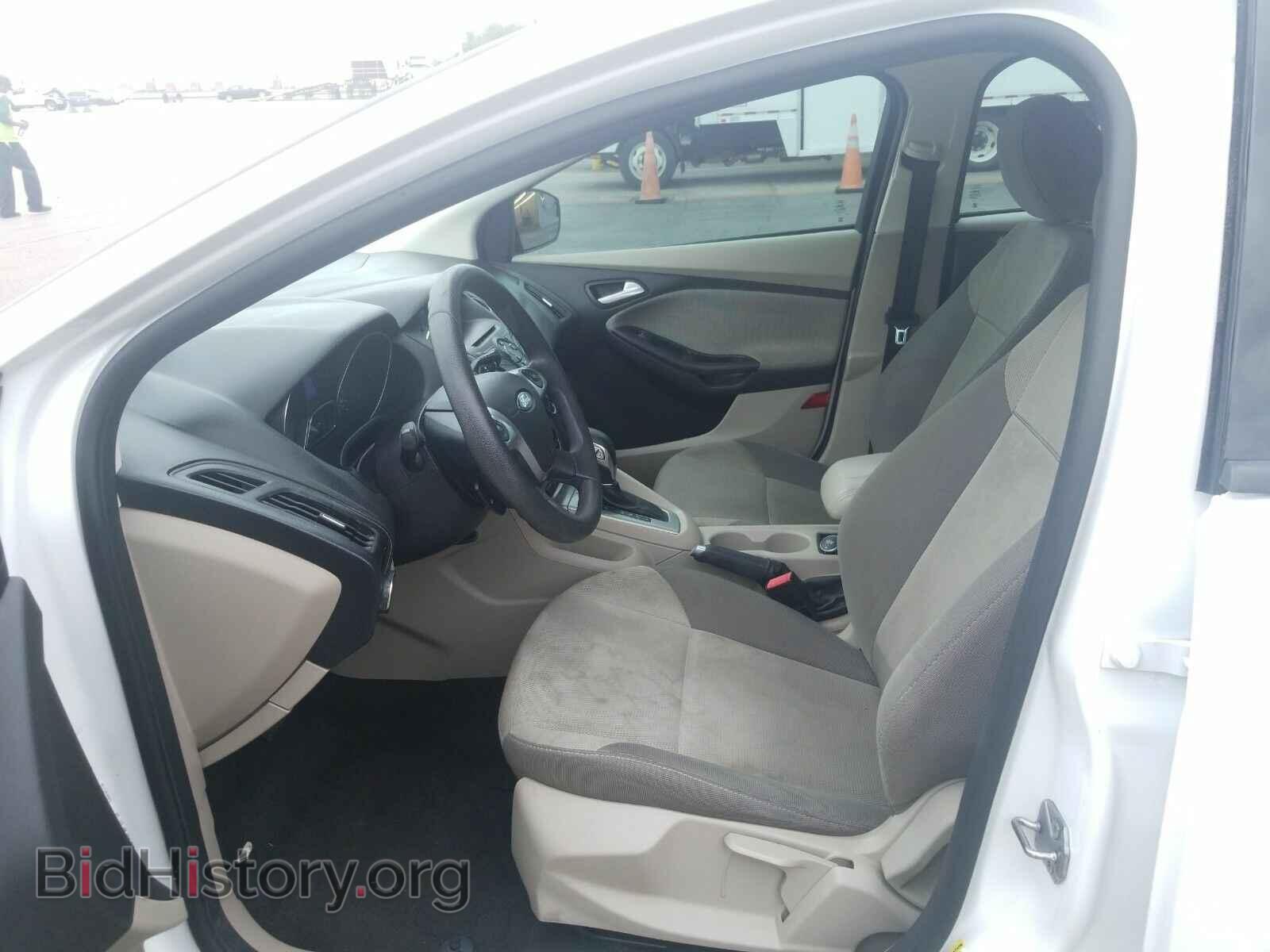 2013 Ford Focus - VIN: 1FADP3F22DL195245 - Фото 3