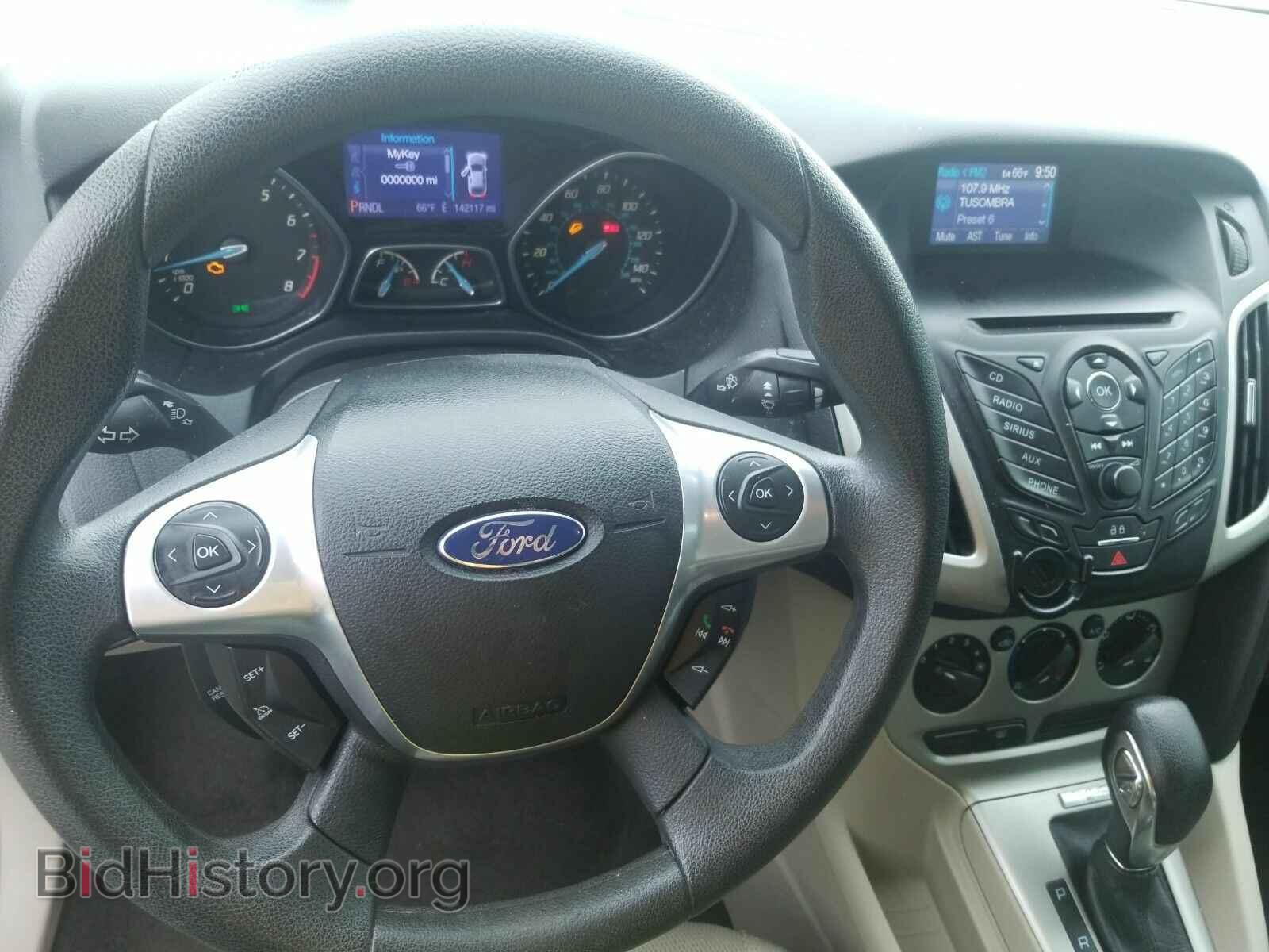 2013 Ford Focus - VIN: 1FADP3F22DL195245 - Фото 4