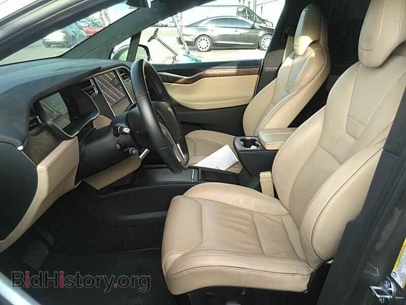 2016 Tesla Model X - VIN: 5YJXCBE22GF017549 - Фото 3