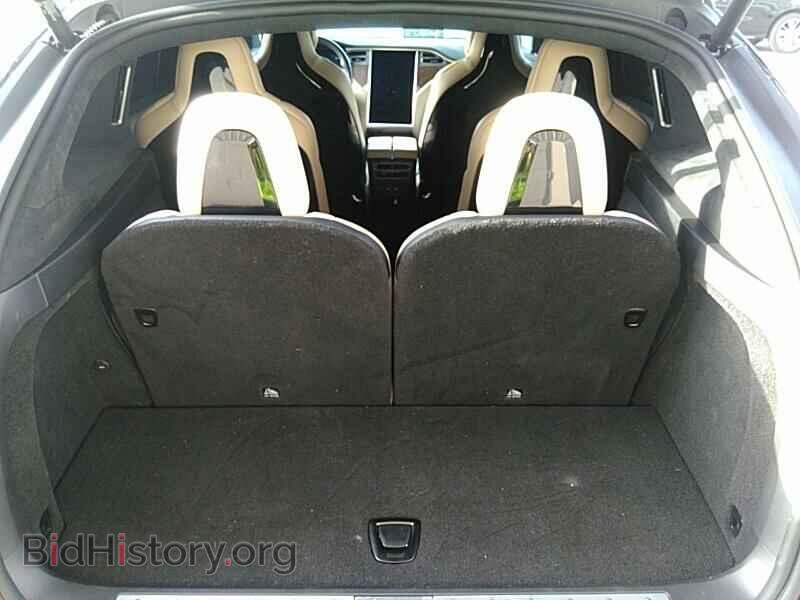 2016 Tesla Model X - VIN: 5YJXCBE22GF017549 - Фото 7