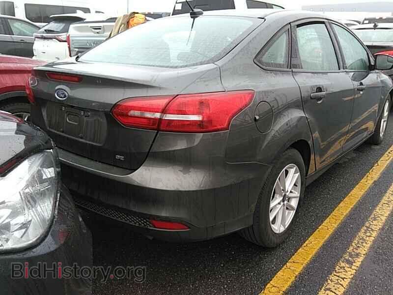 2016 Ford Focus - VIN: 1FADP3F27GL401387 - Фото 2