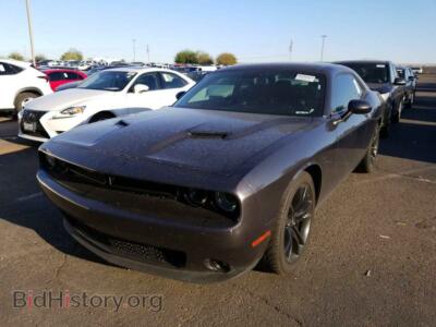 2017 Dodge CHALLENGER SXT Plus Coupe — VIN 2C3CDZAG6HH665367