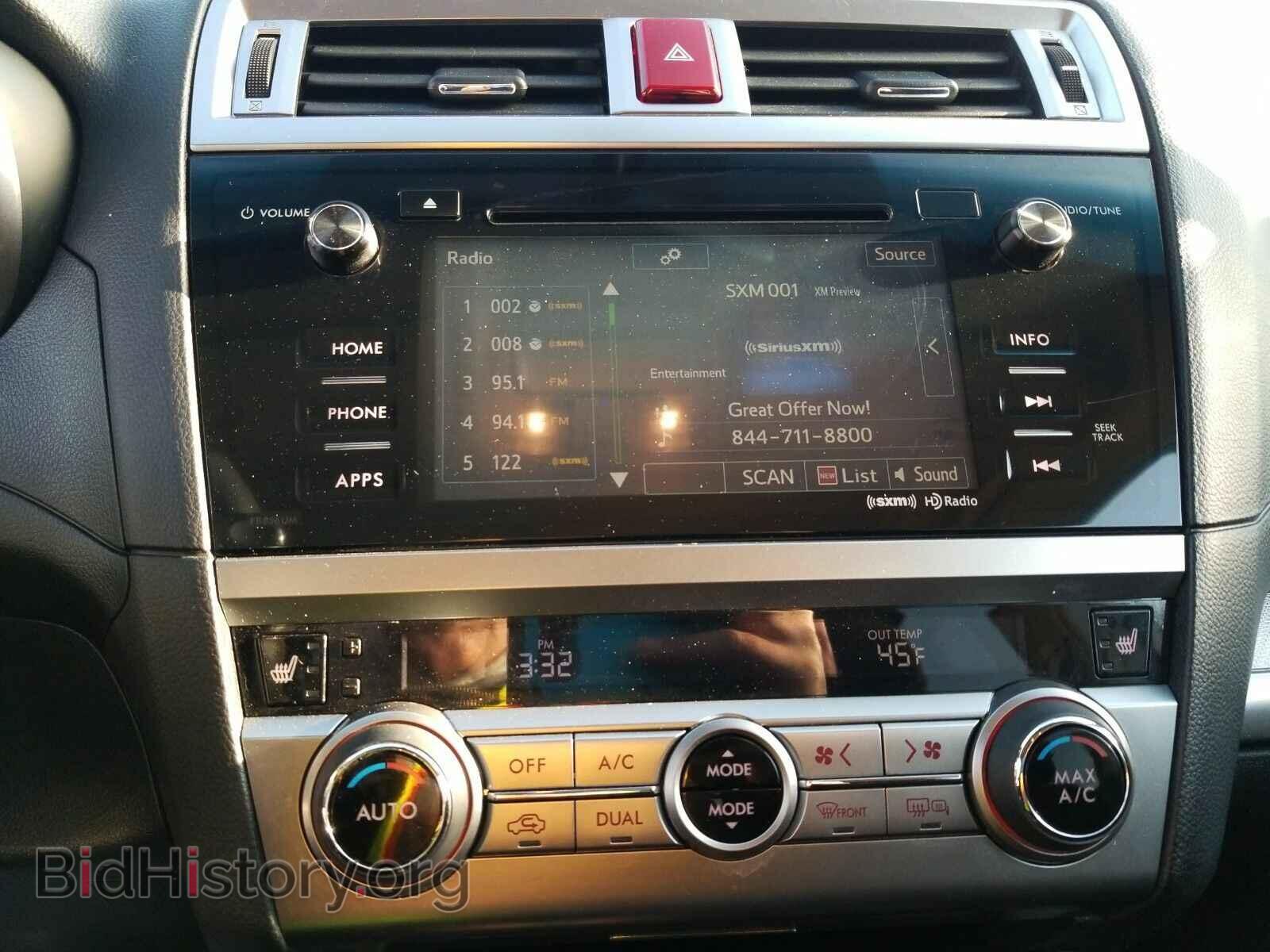 2017 Subaru Outback - VIN: 4S4BSADC3H3284629 - Фото 4