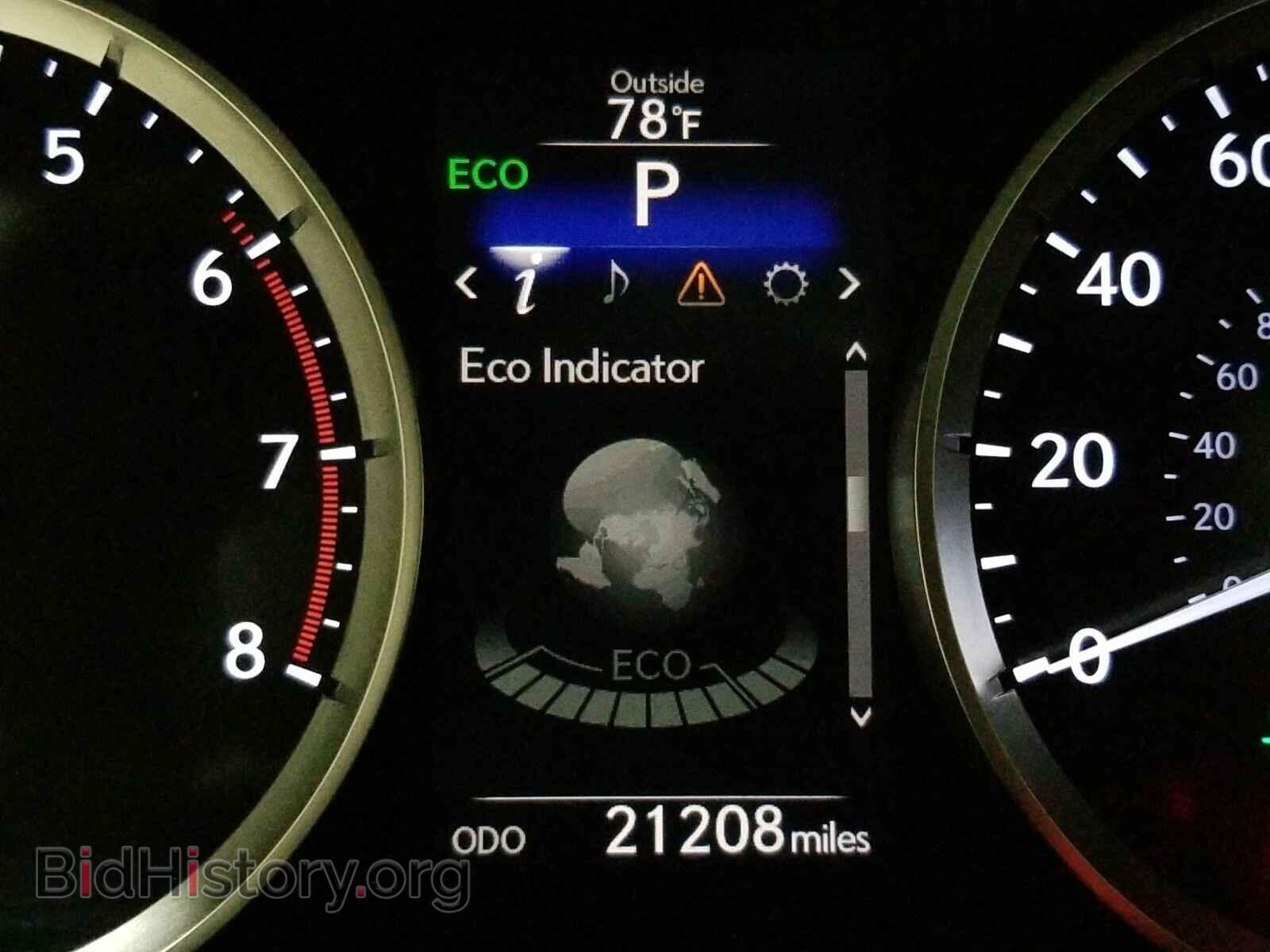 2016 Lexus IS 200t - VIN: JTHBA1D26G5020689 - Фото 12