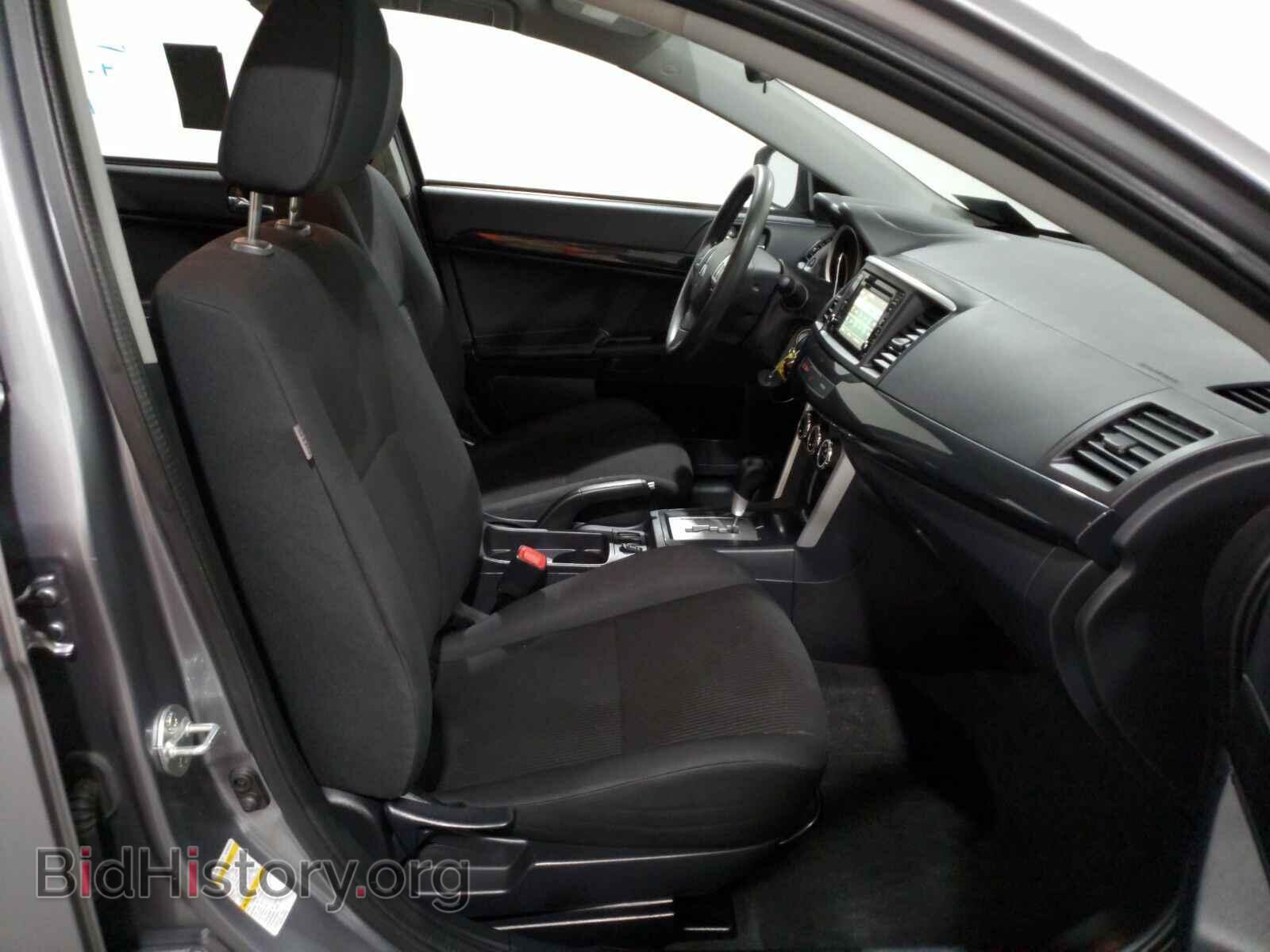 2017 Mitsubishi Lancer - VIN: JA32V2FW2HU000439 - Фото 8