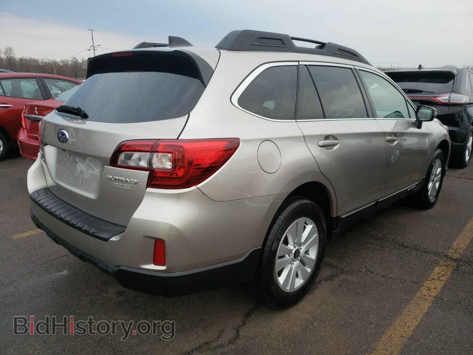 2017 Subaru Outback - VIN: 4S4BSAFC5H3401799 - Фото 2