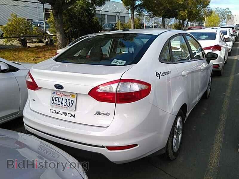 2017 Ford Fiesta - VIN: 3FADP4BJ3HM138043 - Фото 2