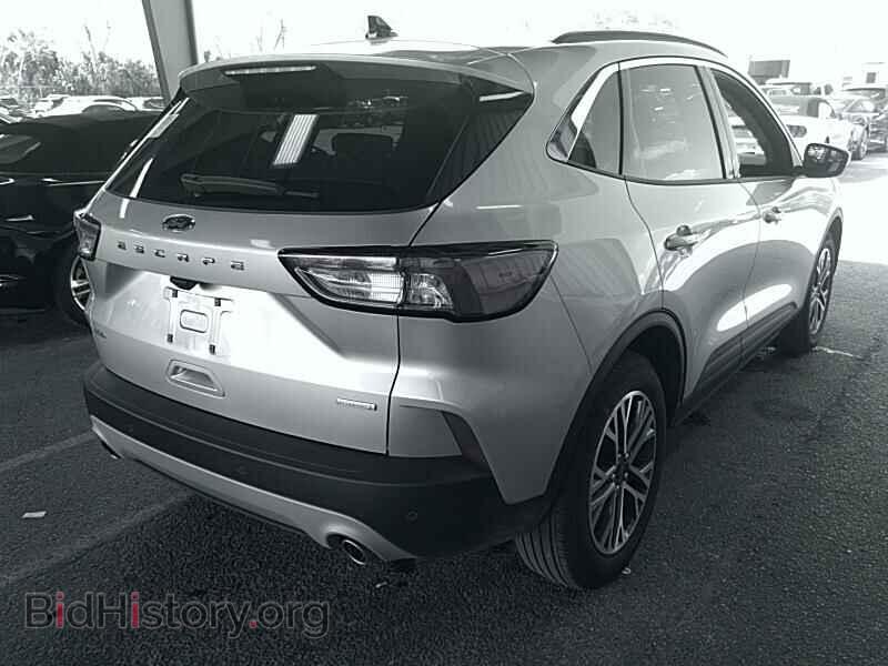 2020 Ford Escape - VIN: 1FMCU0H60LUA37097 - Фото 2