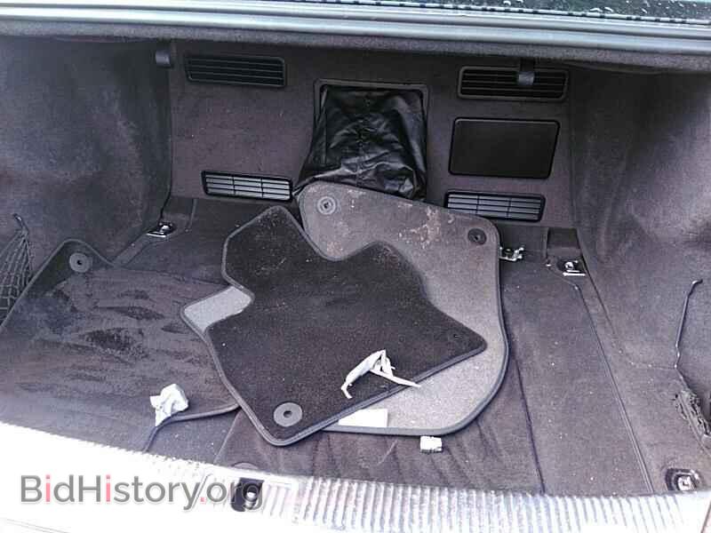 2012 Audi A8 - VIN: WAUCVAFD0CN024995 - Photo 7