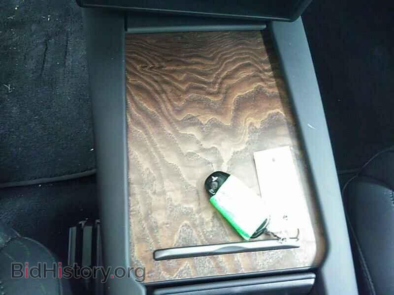 2020 Tesla Model S - VIN: 5YJSA1E20LF362082 - Photo 8