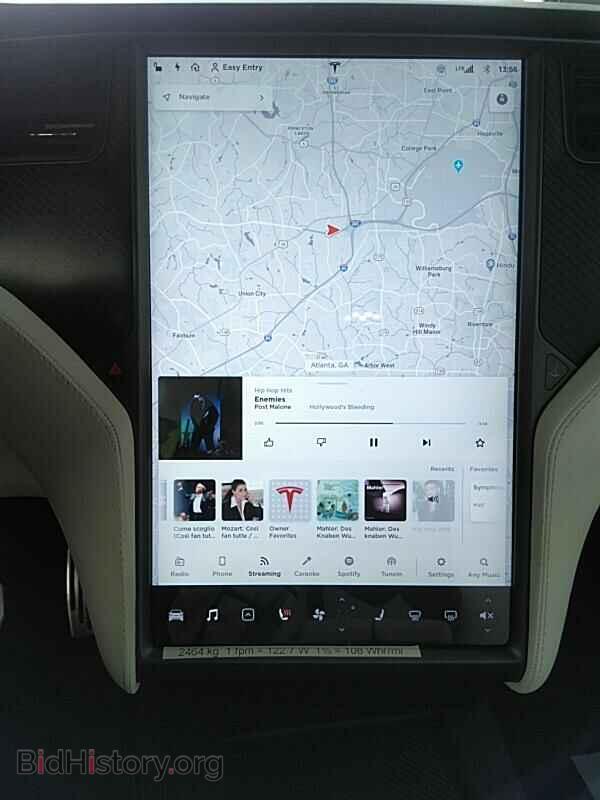 2018 Tesla Model X - VIN: 5YJXCDE26JF137972 - Фото 4