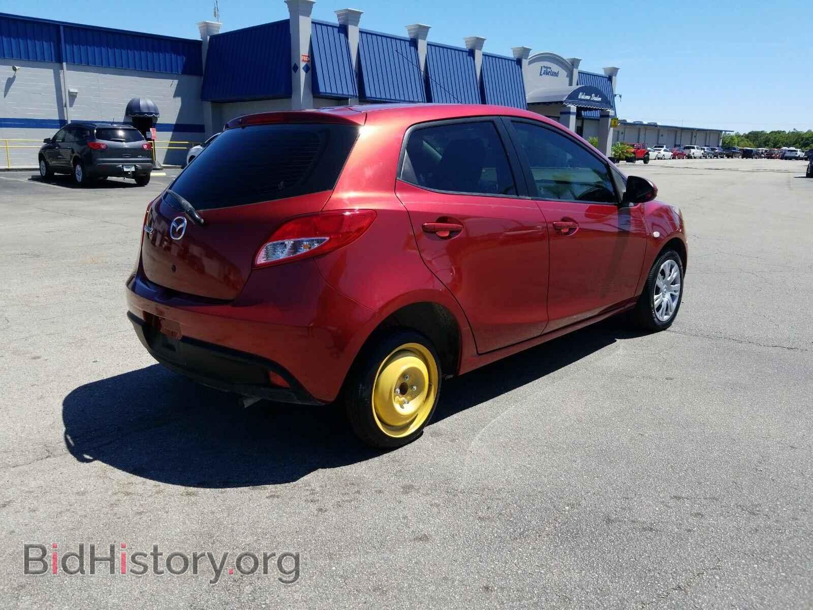2014 Mazda Mazda2 - VIN: JM1DE1KY3E0188399 - Фото 2