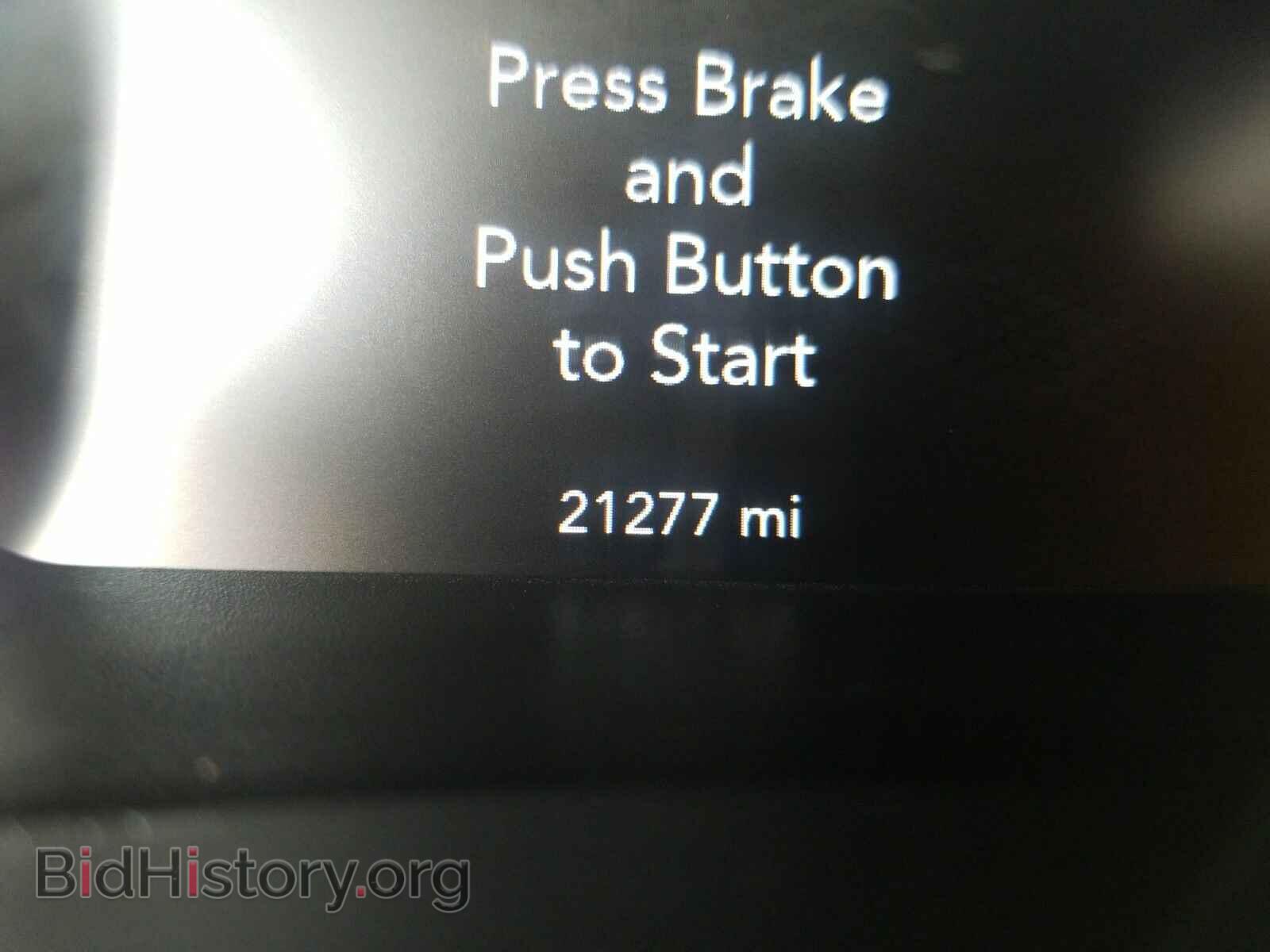 2019 Dodge Charger - VIN: 2C3CDXCTXKH652806 - Фото 5