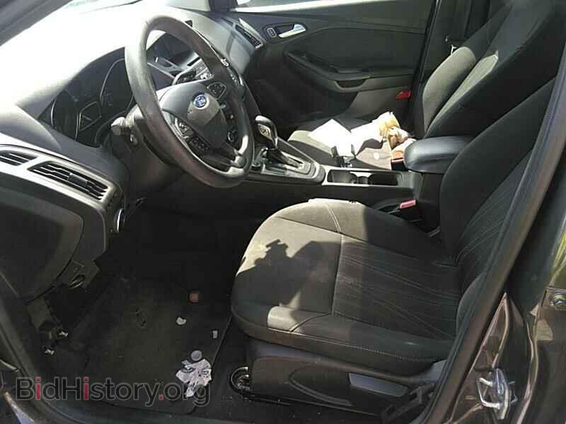 2017 Ford Focus - VIN: 1FADP3K21HL213729 - Photo 3