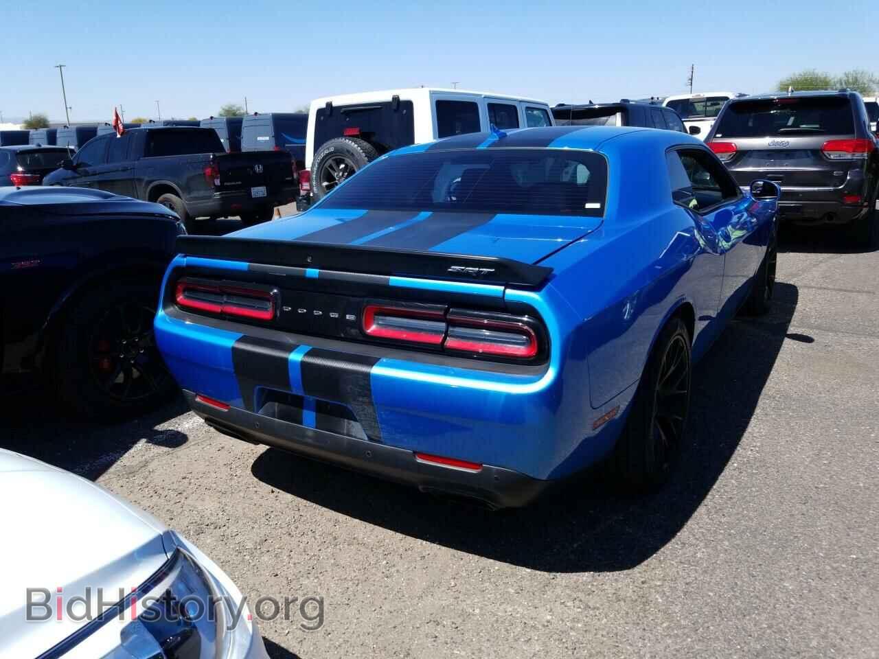 2016 Dodge Challenger - VIN: 2C3CDZC97GH249373 - Фото 2