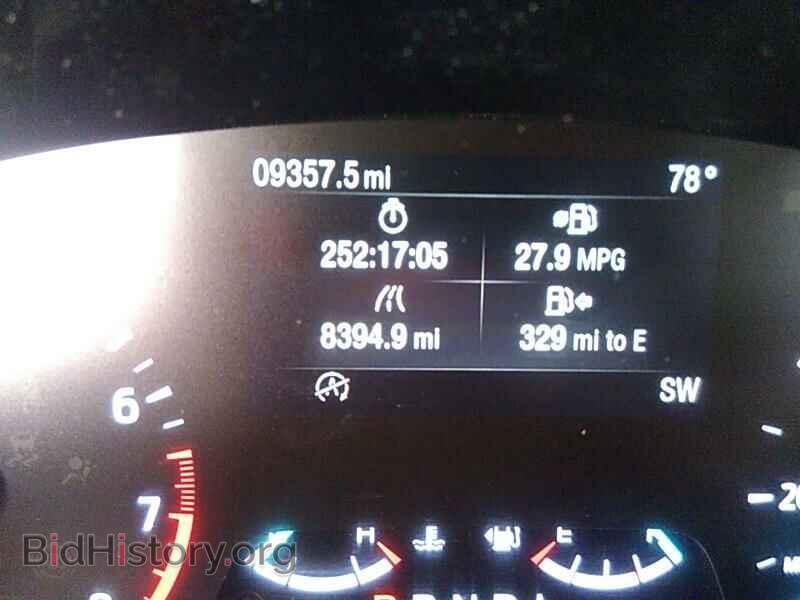 2020 Ford Escape - VIN: 1FMCU9H64LUA37186 - Photo 5