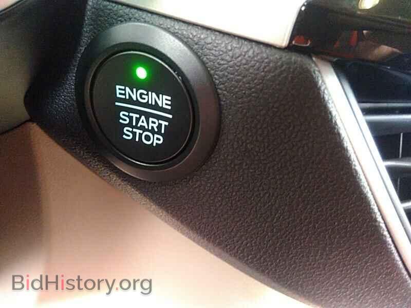 2020 Ford Escape - VIN: 1FMCU9H64LUA37186 - Photo 8