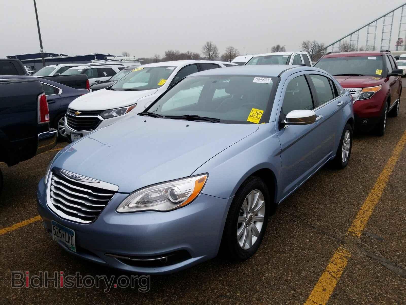 Фотография 1C3CCBCB7DN766320 - Chrysler 200 2013