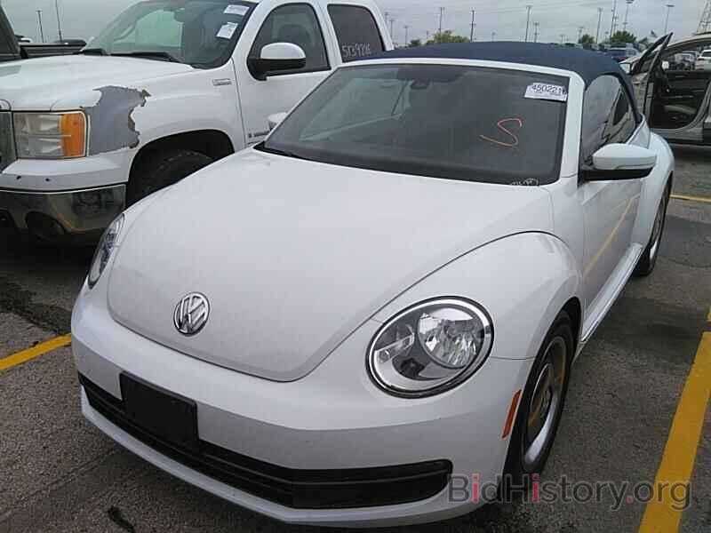 Photo 3VW507AT0GM812474 - Volkswagen Beetle Convertible 2016