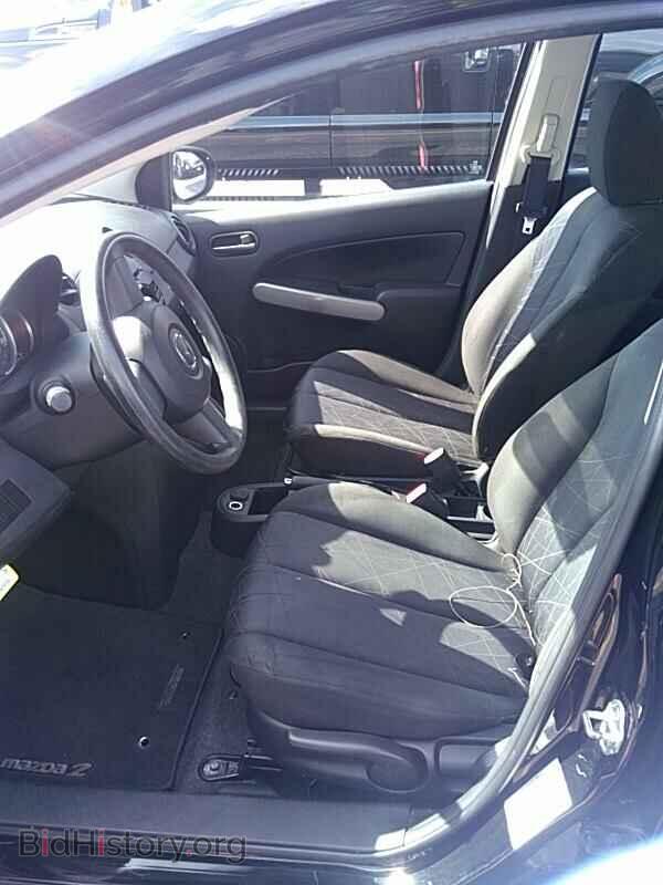2012 Mazda Mazda2 - VIN: JM1DE1KY3C0134100 - Фото 3