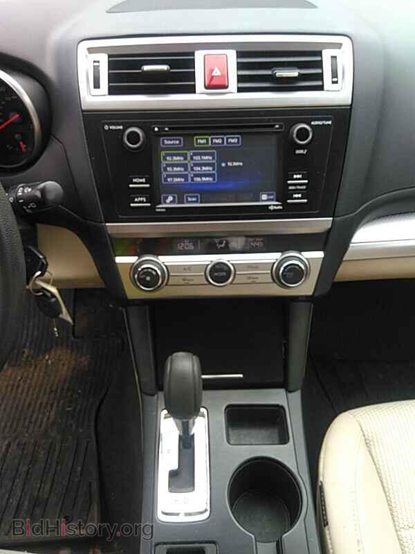 2017 Subaru Outback - VIN: 4S4BSAAC6H3373549 - Фото 4