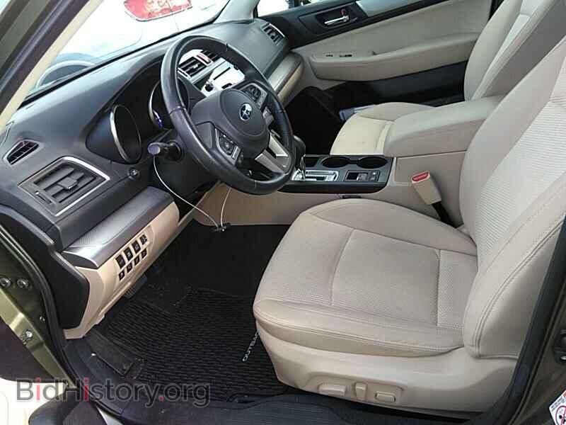 2017 Subaru Outback - VIN: 4S4BSAFC7H3357935 - Фото 3