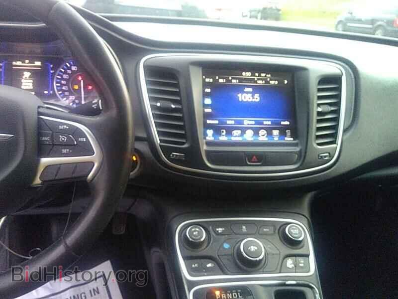 2016 Chrysler 200 - VIN: 1C3CCCAB2GN166317 - Фото 4