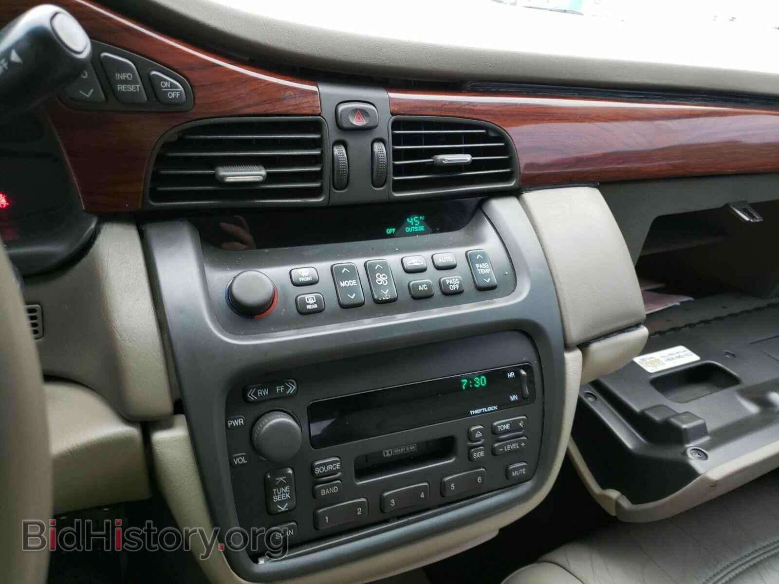 2000 Cadillac DeVille - VIN: 1G6KD54Y5YU207923 - Photo 4