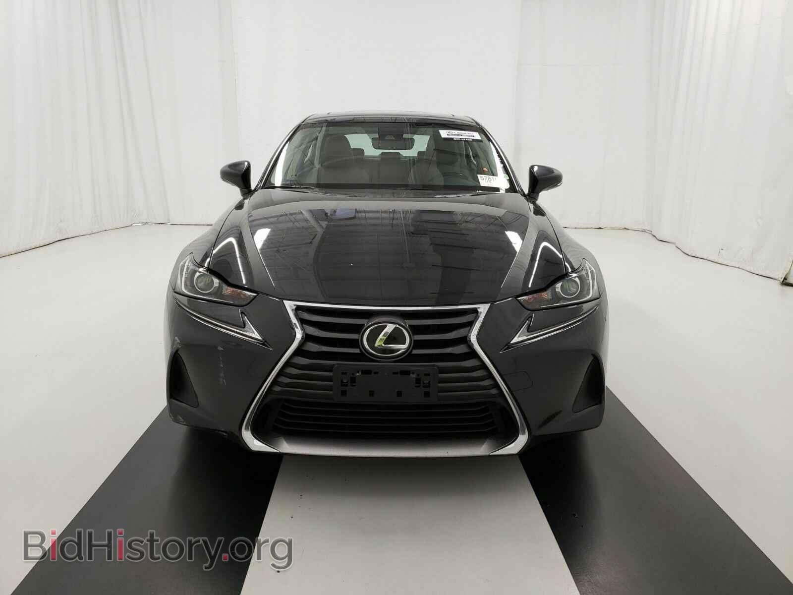 2017 Lexus IS - VIN: JTHCM1D29H5016830 - Фото 2