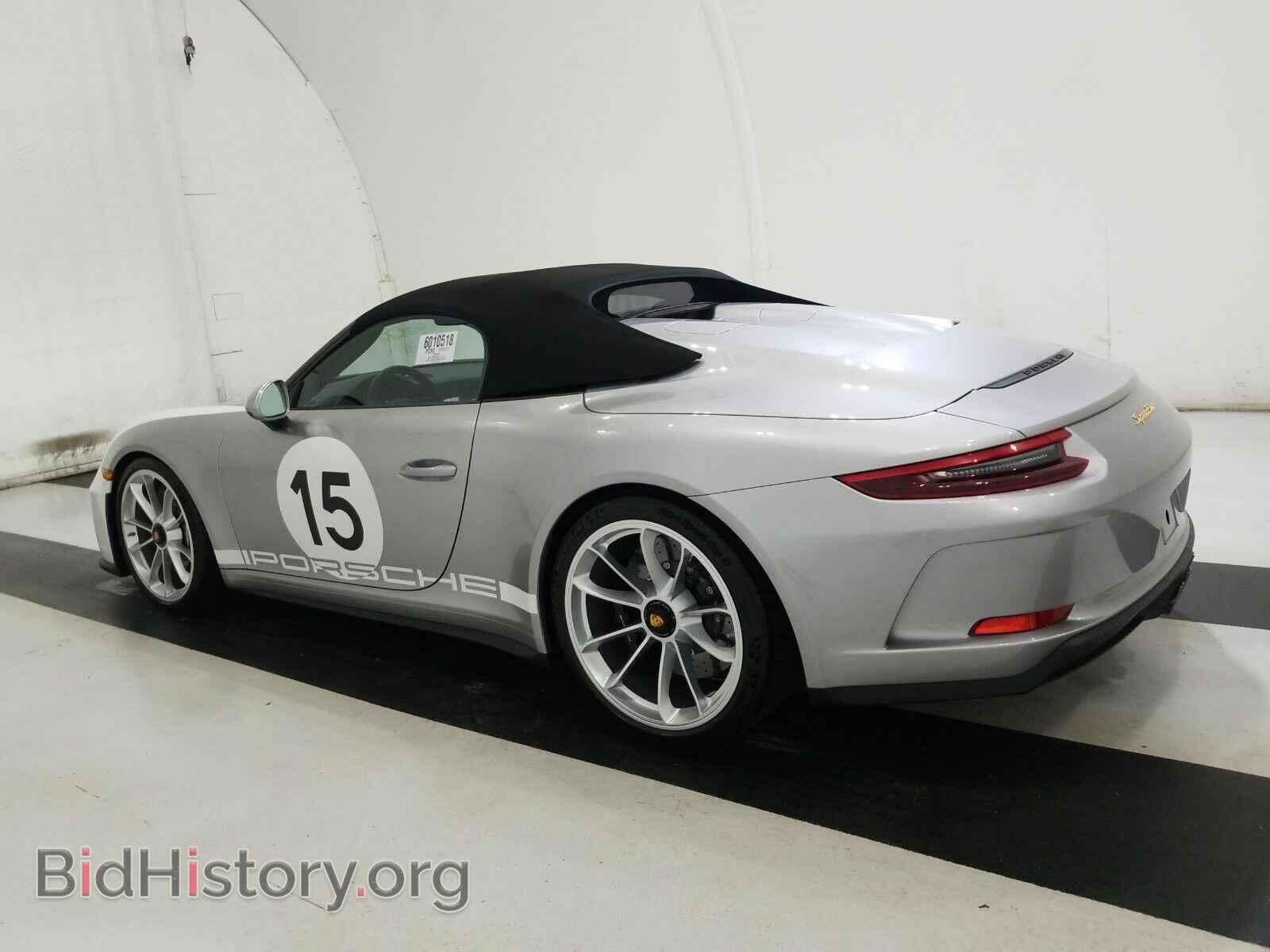 2019 Porsche 911 - VIN: WP0CF2A90KS172072 - Фото 6