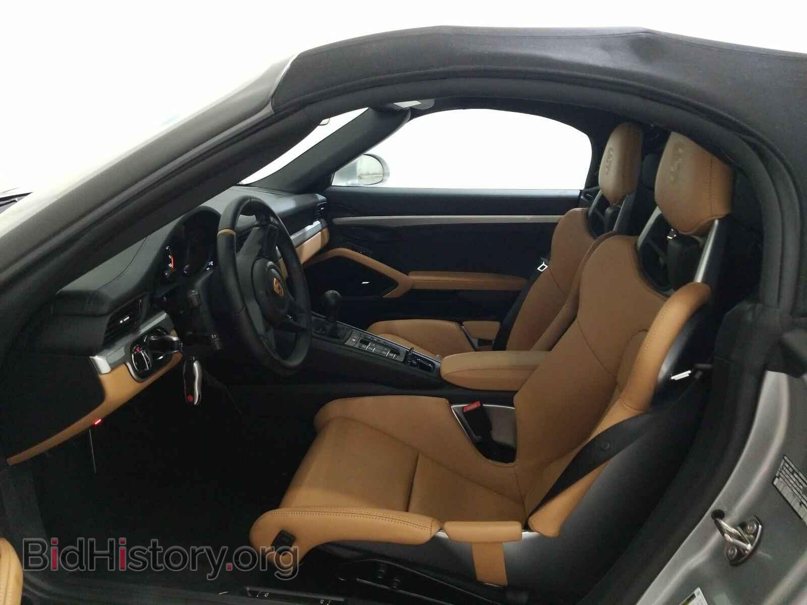 2019 Porsche 911 - VIN: WP0CF2A90KS172072 - Фото 7